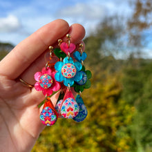 Load image into Gallery viewer, Amity Flower Drops Blue/ Pink
